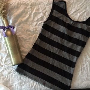 Black & grey stretch tank top - size small